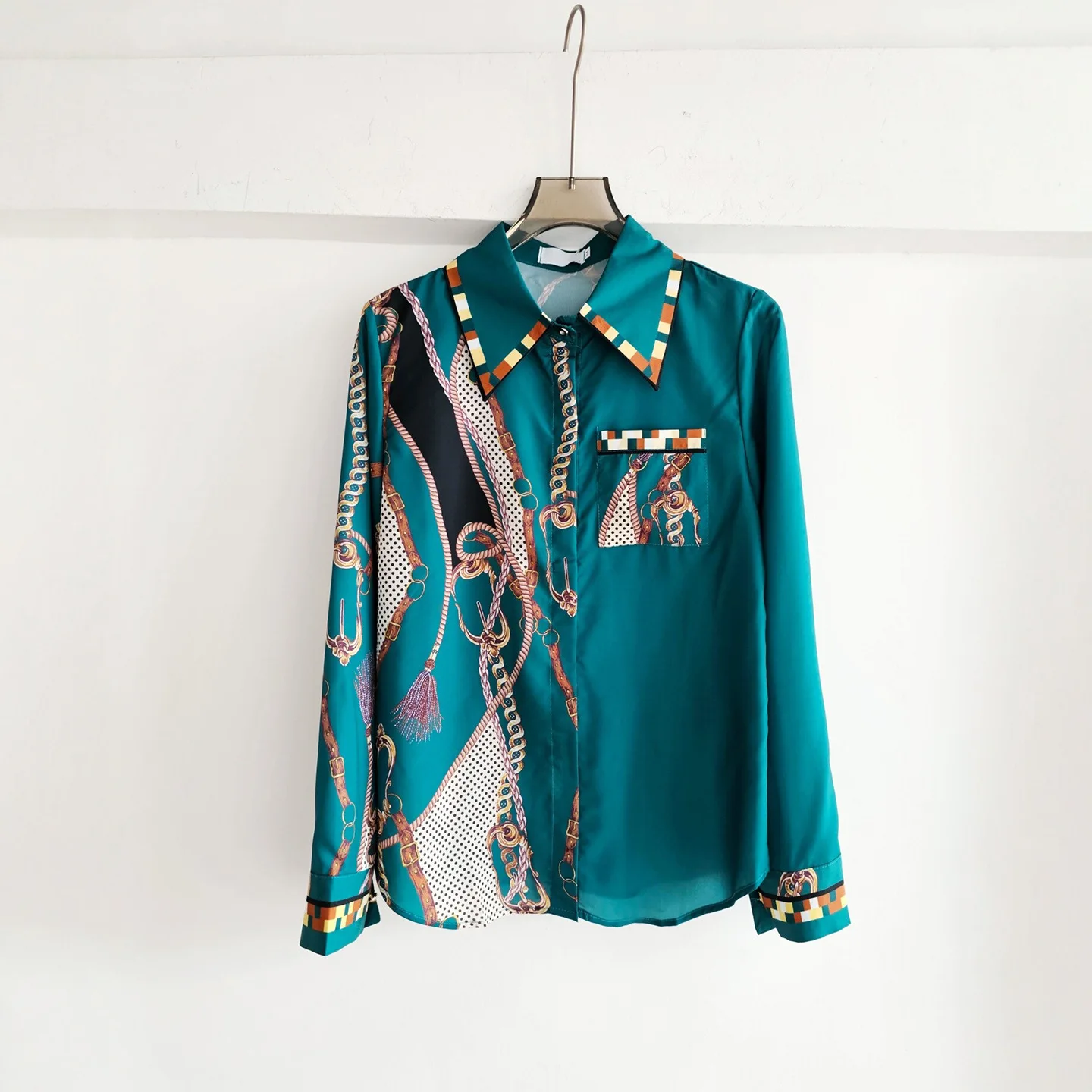 Camisa Feminina Estilo Francês - French Streetwear Brand avaliação e preço